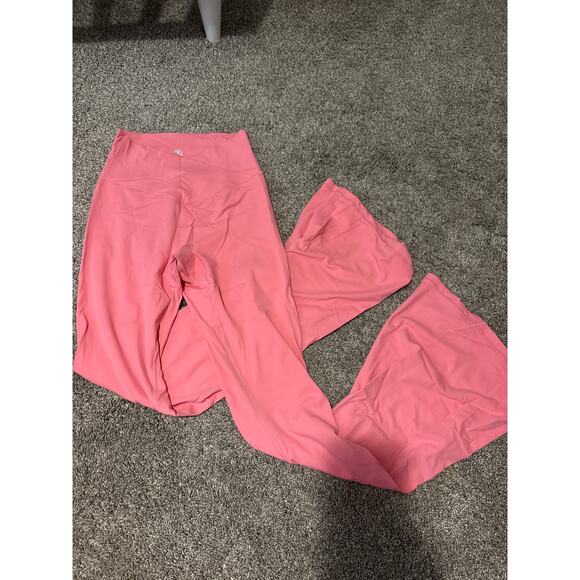 NWOT Sunzel Pink Flared Leggings Size S Crossover - Picture 1 of 2